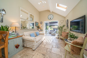 KITCHEN- click for photo gallery